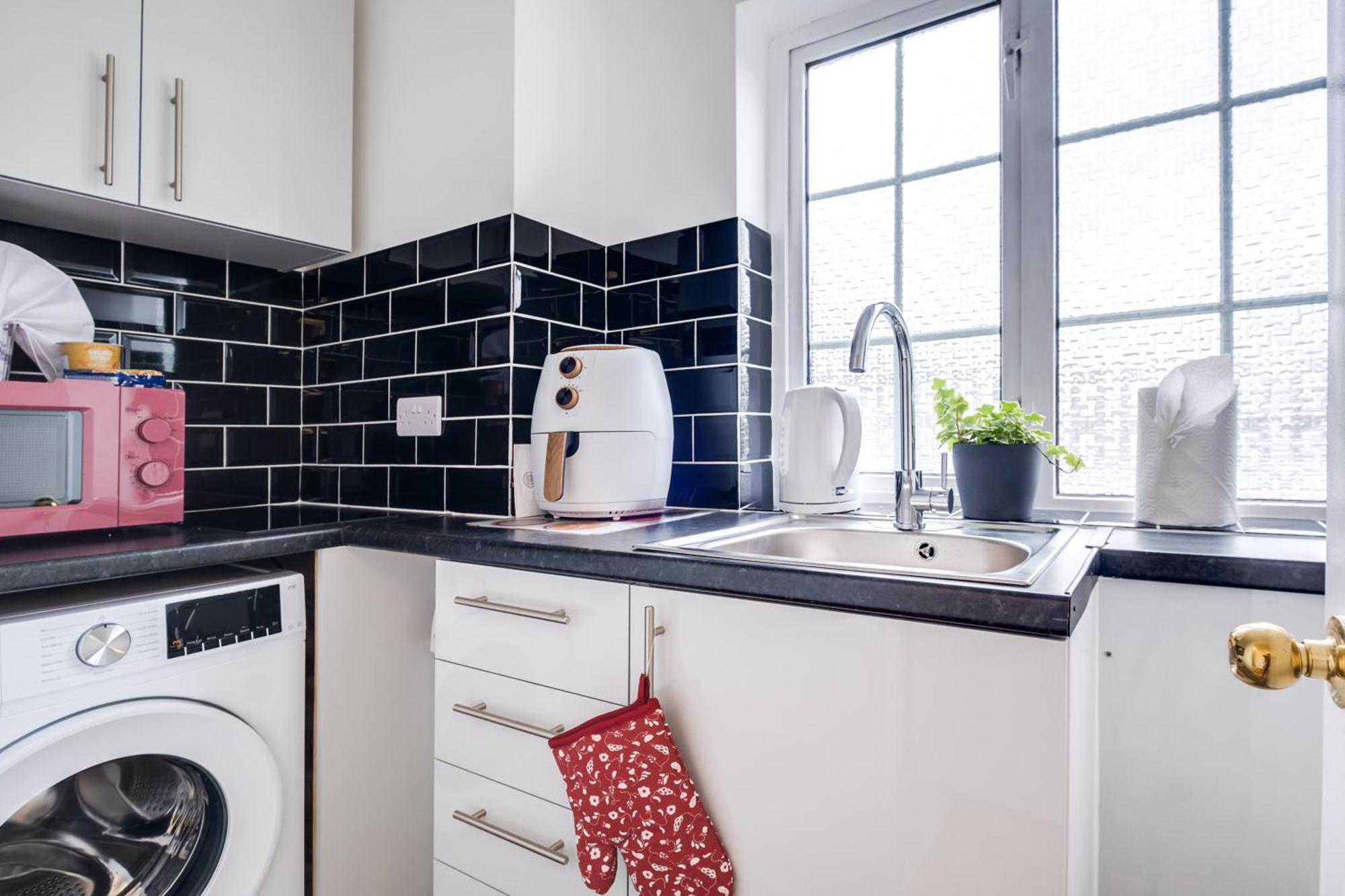 Tube - 10 Min Walk, Wembley Stadium - 20 Min By Bus, Pet Friendly, Free Parking, Flat 5 Эджвар Экстерьер фото